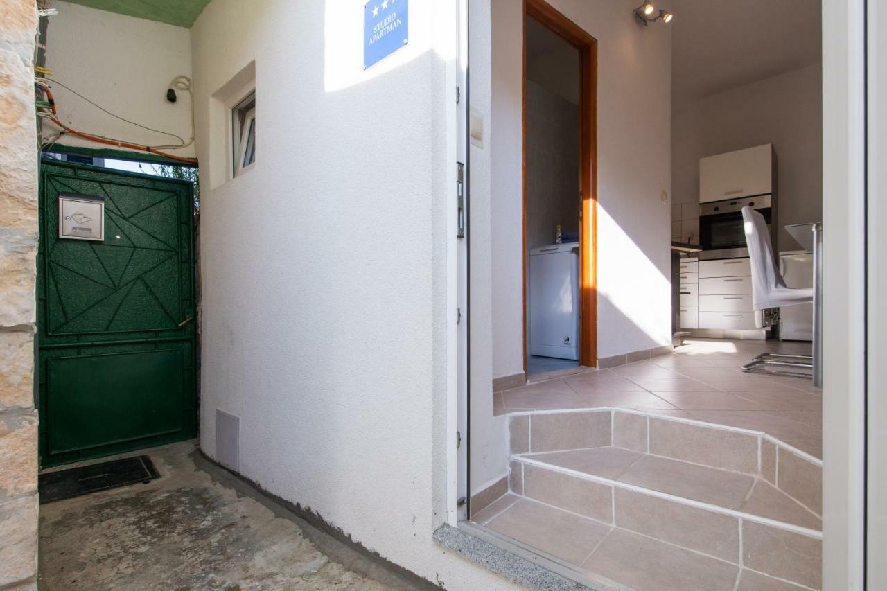 Strma Apartments Вис Экстерьер фото